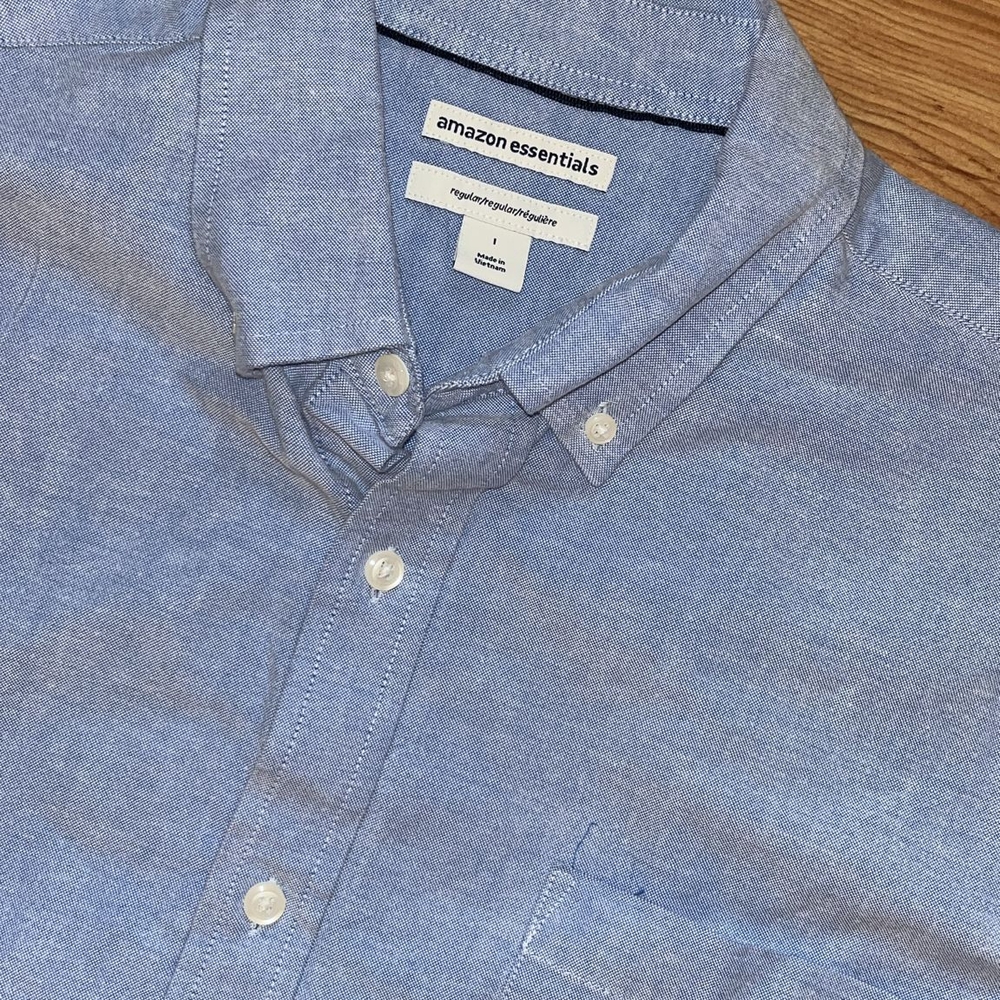 Amazon Essentials Light Blue Casual Button Down S… - image 3